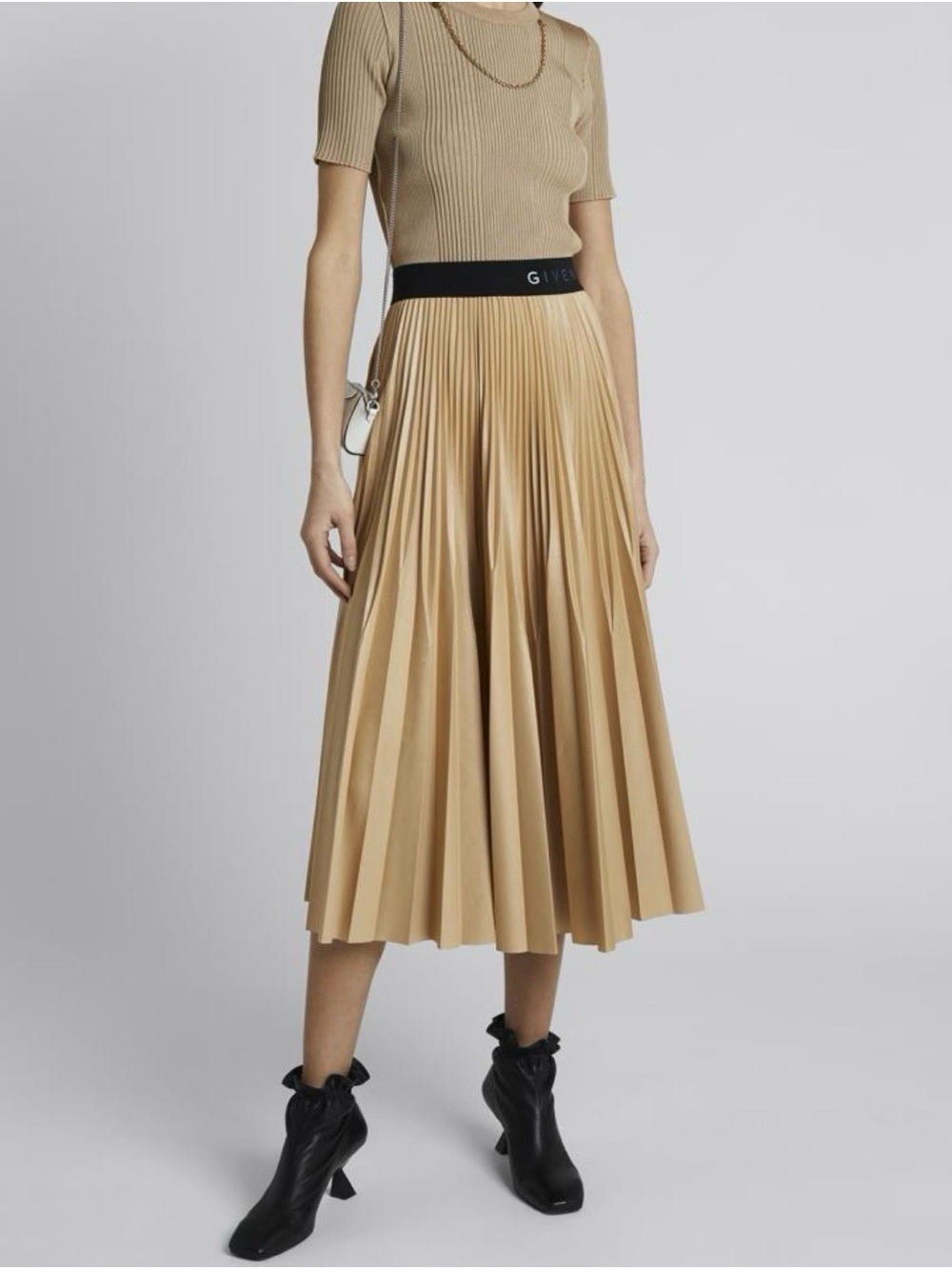 🤎 Givenchy Pleated Midi Skirt in Neutral Camel Tone with Black Waistband